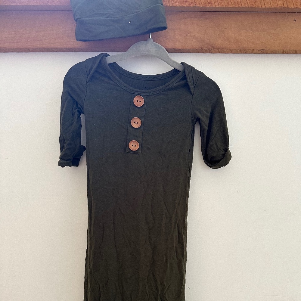 Caden lane newborn with hats